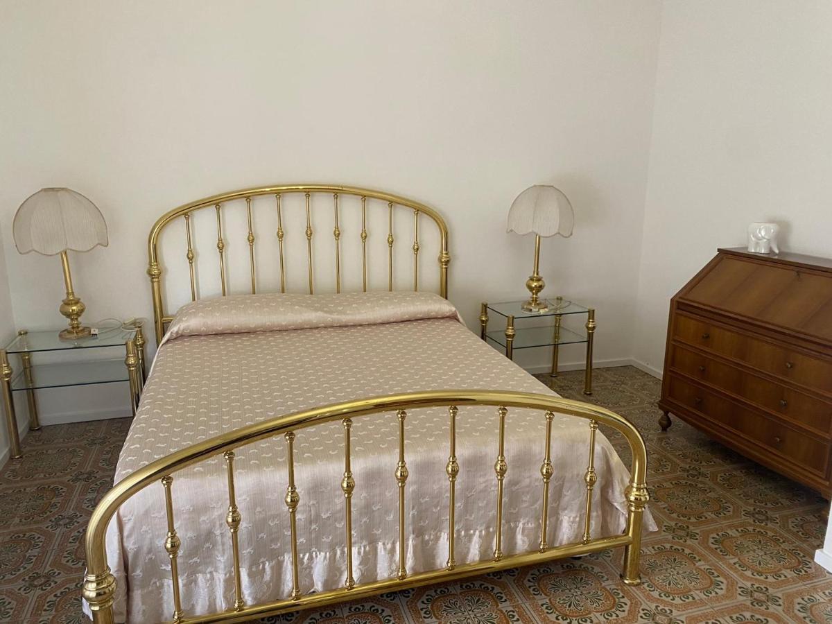 Mareluce Apartment Летояни Екстериор снимка