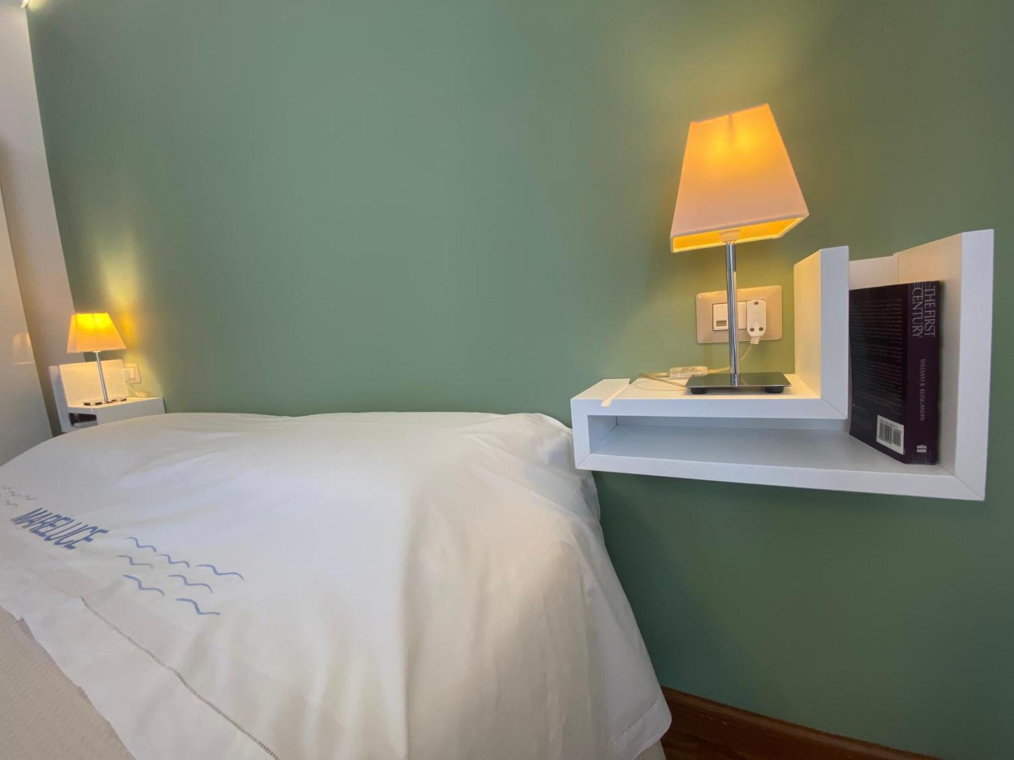 Mareluce Apartment Летояни Екстериор снимка