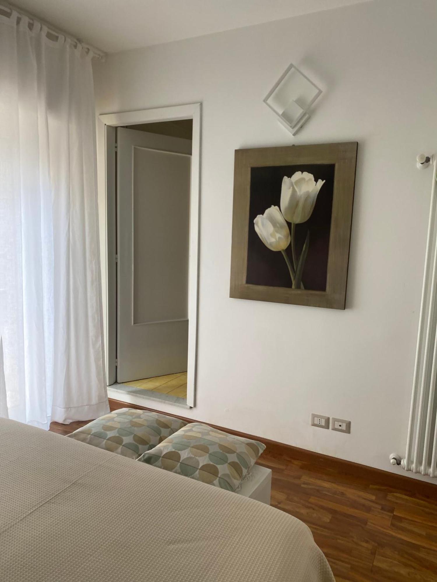 Mareluce Apartment Летояни Екстериор снимка