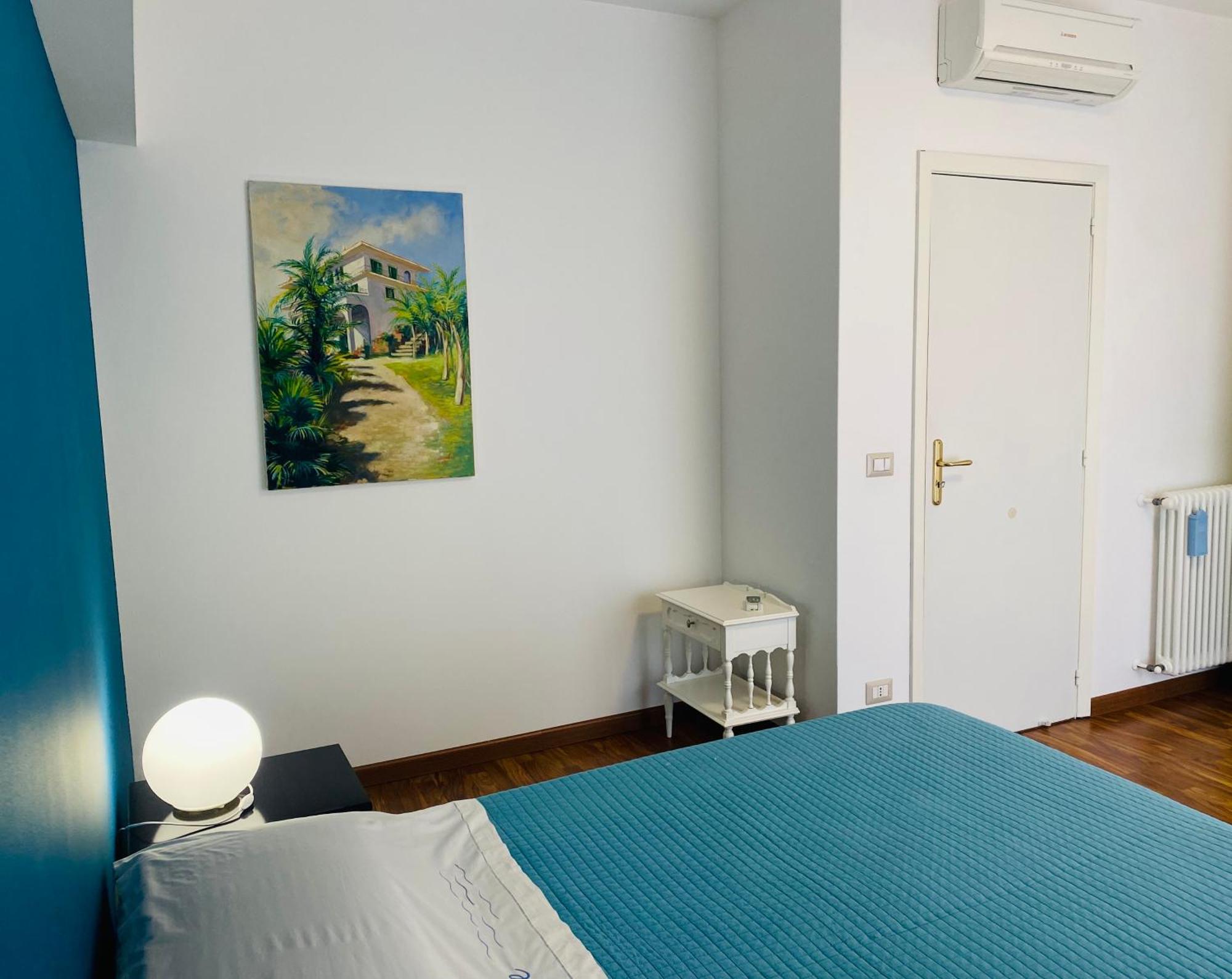 Mareluce Apartment Летояни Екстериор снимка