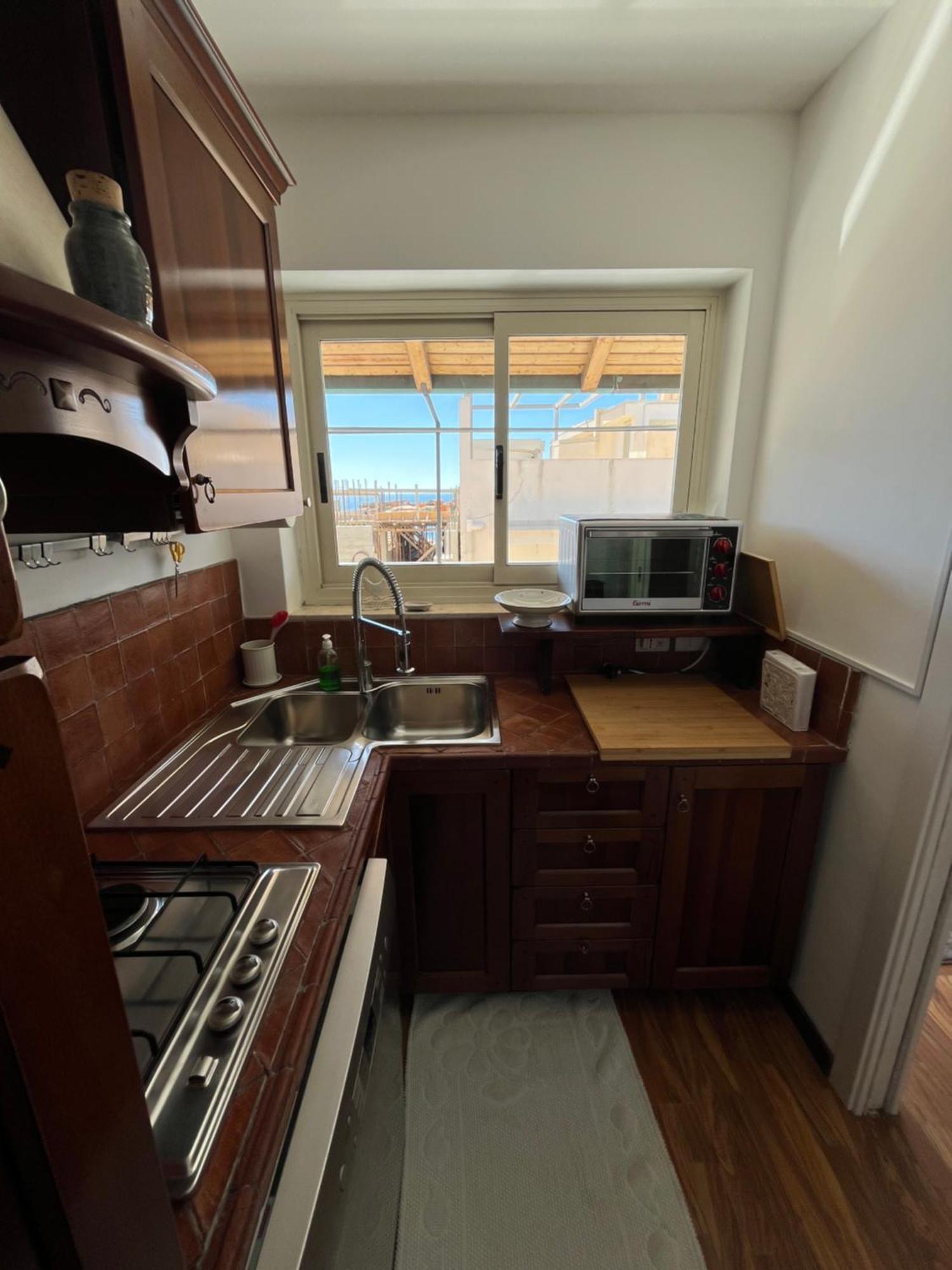 Mareluce Apartment Летояни Екстериор снимка