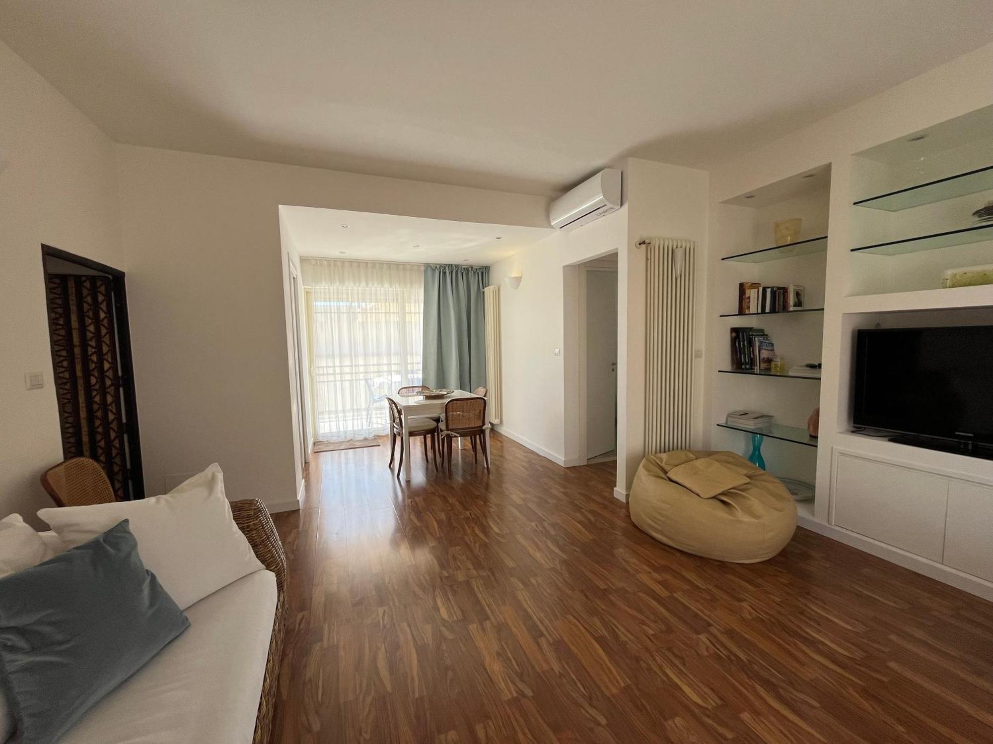 Mareluce Apartment Летояни Екстериор снимка