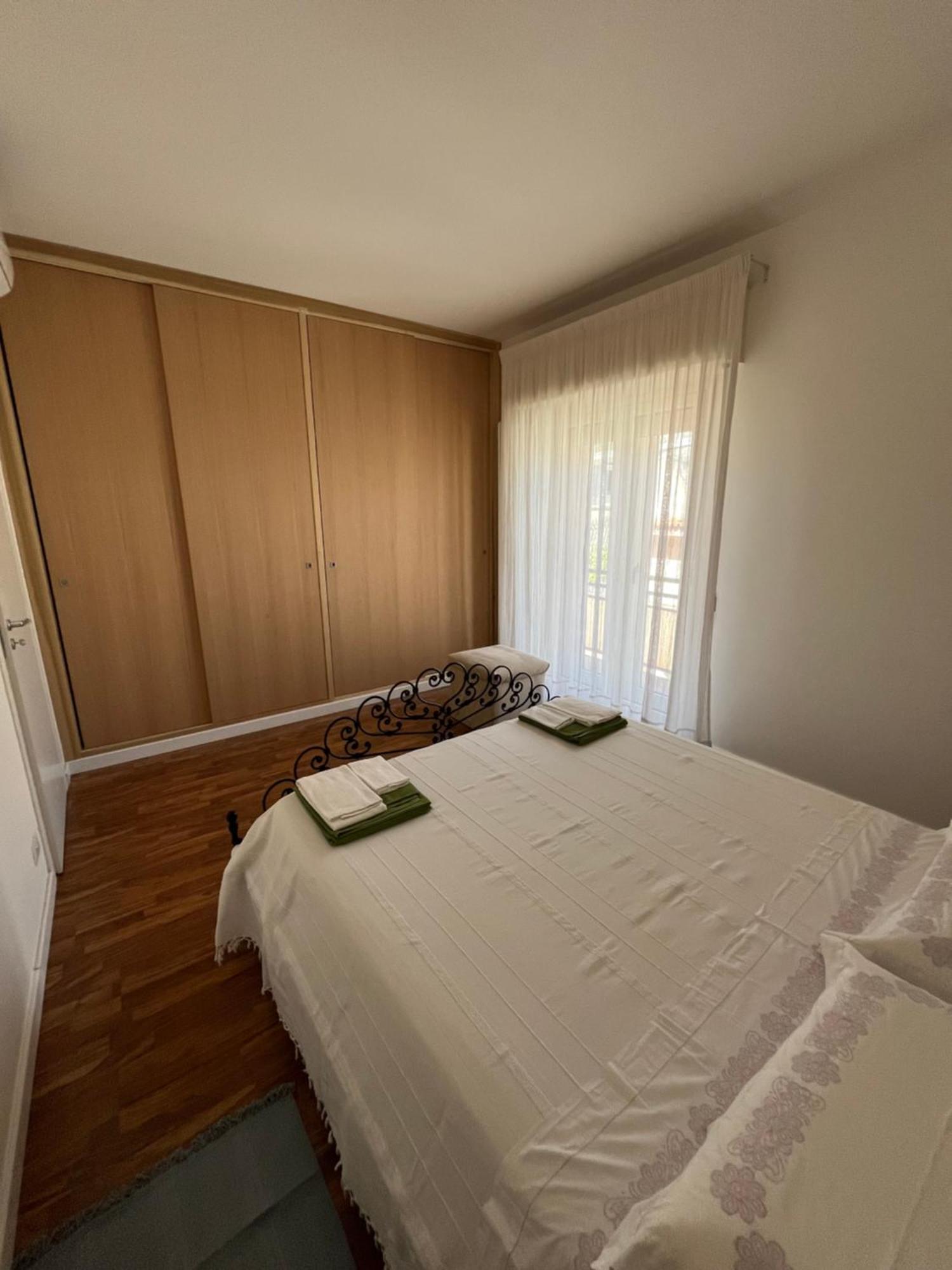 Mareluce Apartment Летояни Екстериор снимка