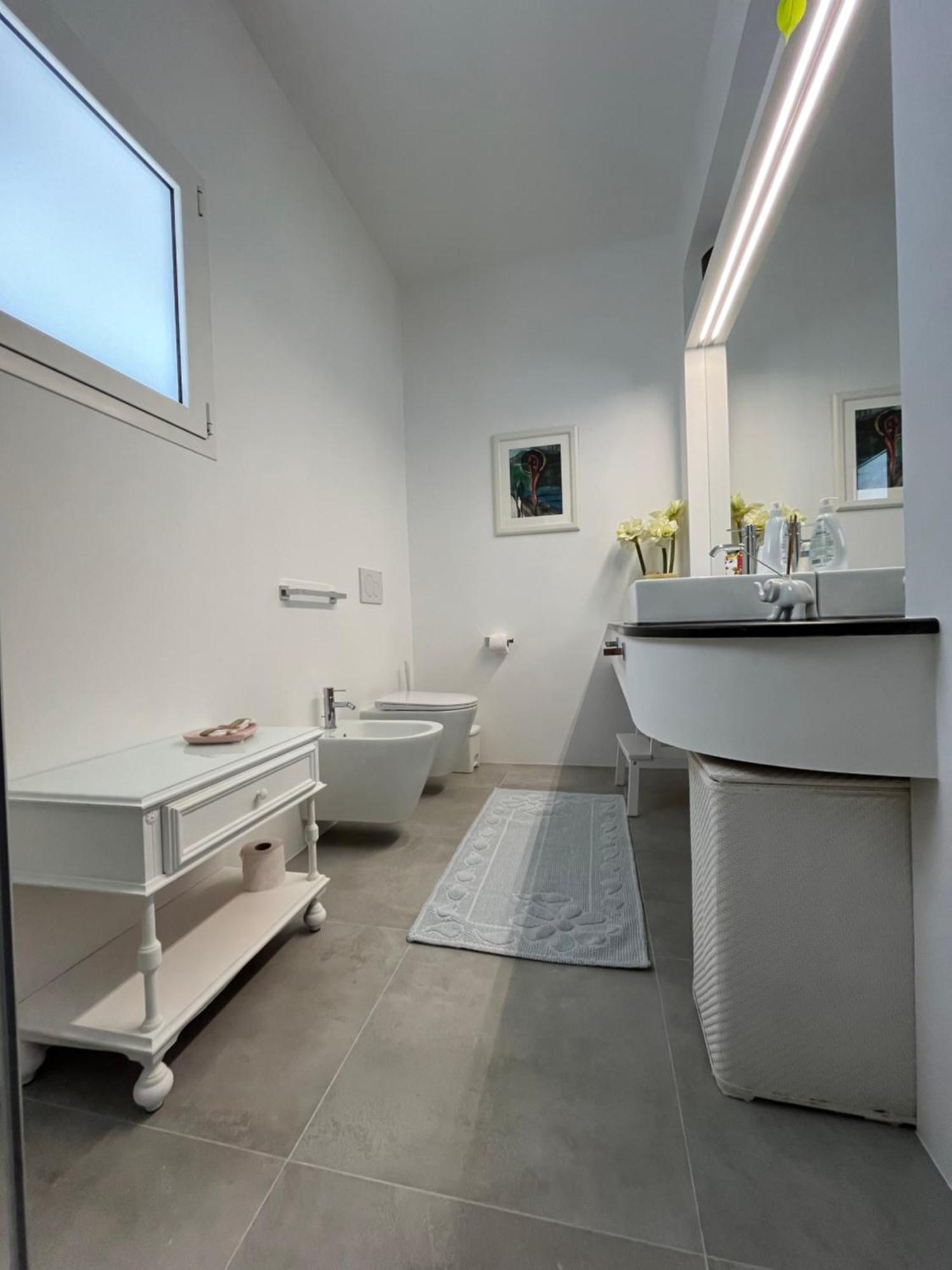 Mareluce Apartment Летояни Екстериор снимка