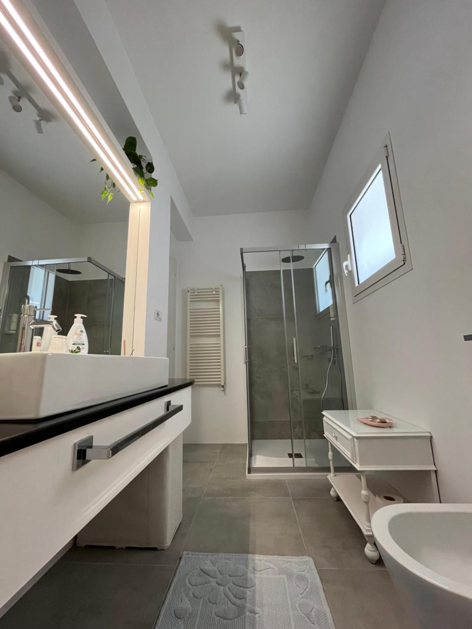 Mareluce Apartment Летояни Екстериор снимка