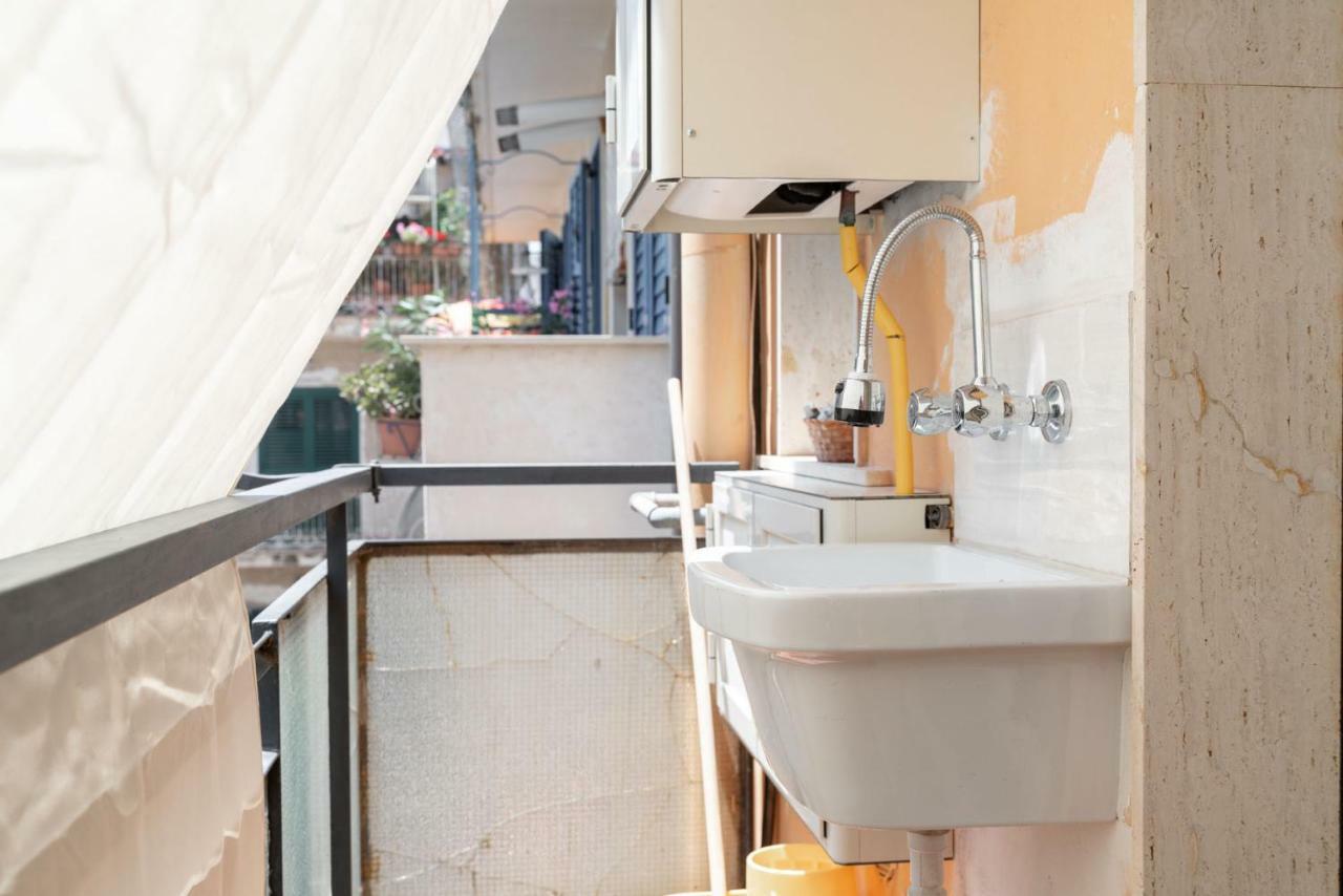 Mareluce Apartment Летояни Екстериор снимка